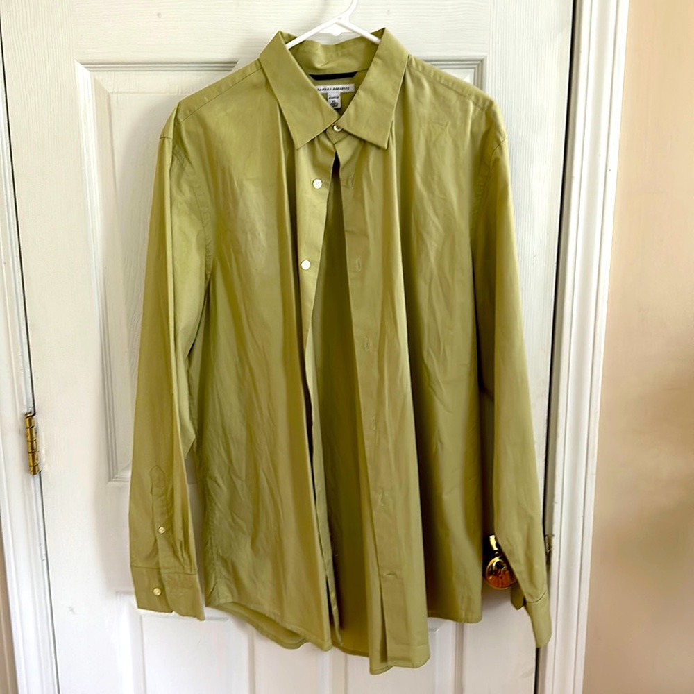 Banana Republic Button Down shirt